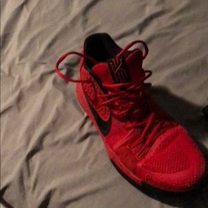 Red Kyrie 3’s